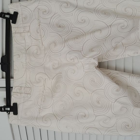 Pants - Picture 3 of 5